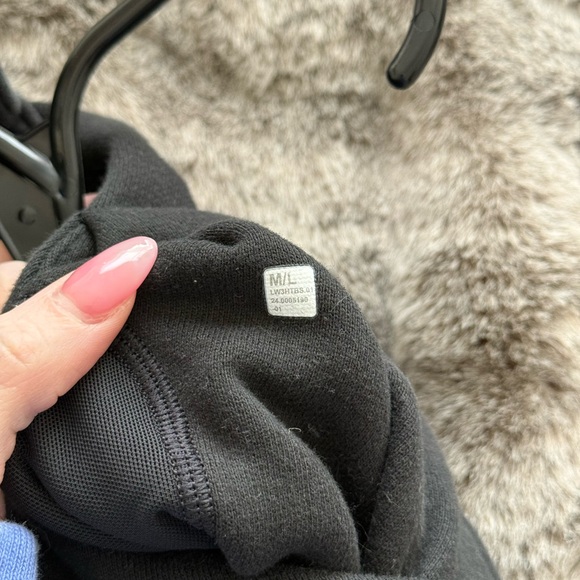 Lululemon Scuba 1/4 Zip LONG - Picture 2 of 2